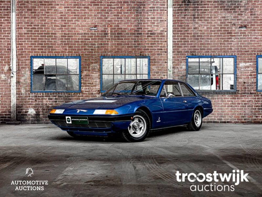 Ferrari 365 GT4 2+2 4.4 V12 340hp 1975 