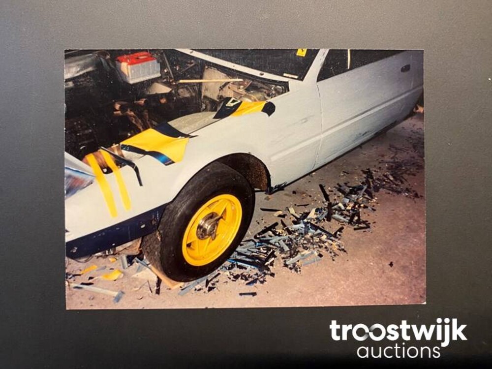 Ferrari 365 GT4 2+2 4.4 V12 340hp 1975 