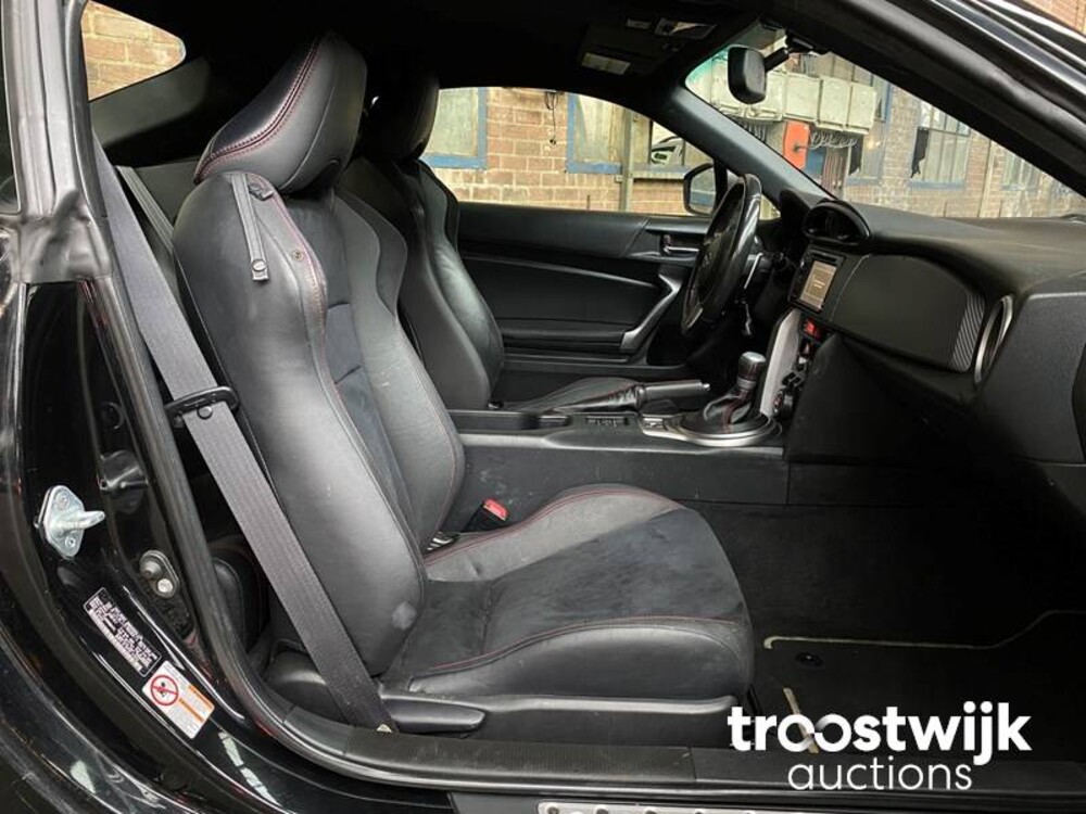 Subaru BRZ 2.0 Limited 200hp 2015