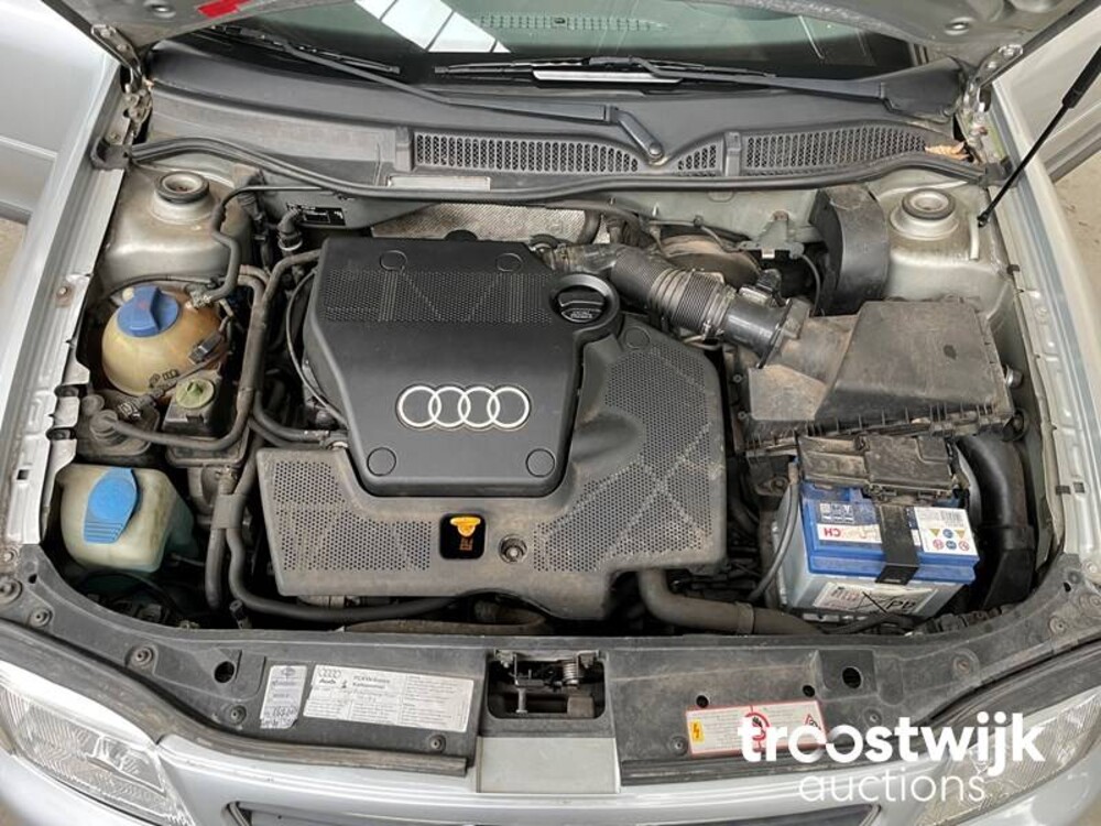 Audi A3 1.6 Ambiente 101pk 1998, -Orig.NL-, SX-BG-60