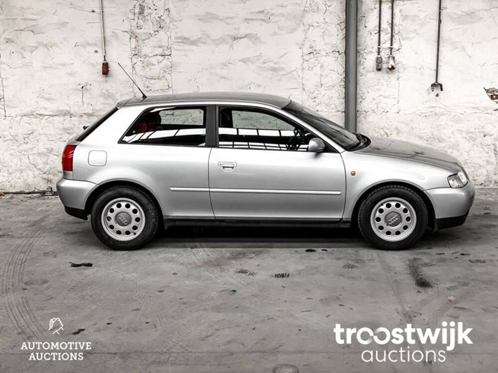 Audi A3 1.6 Ambiente 101pk 1998, -Orig.NL-, SX-BG-60