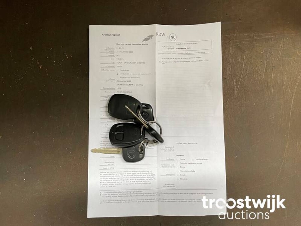 Toyota LandCruiser 90 3.0 HR Blind Van 125pk 1998, 74-BS-FJ