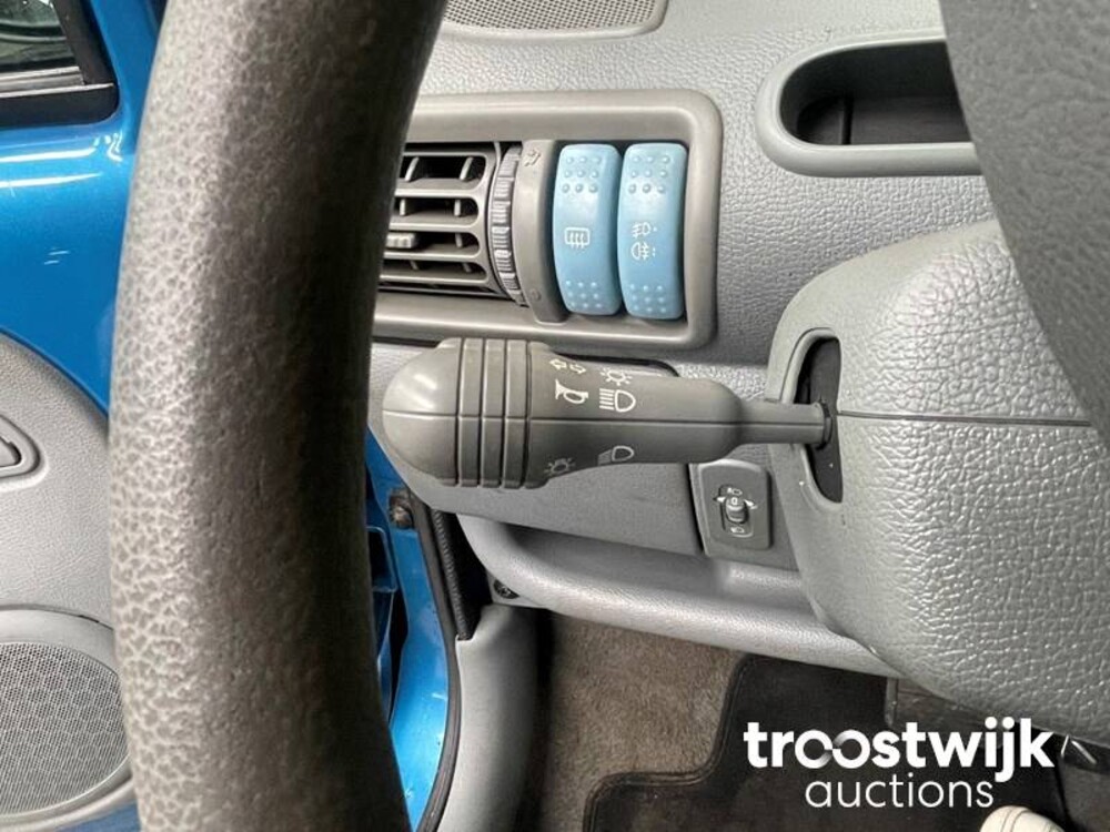 Renault Twingo 1.2-16V Laz.Quick.5 75pk 2005, 26-KDG-3