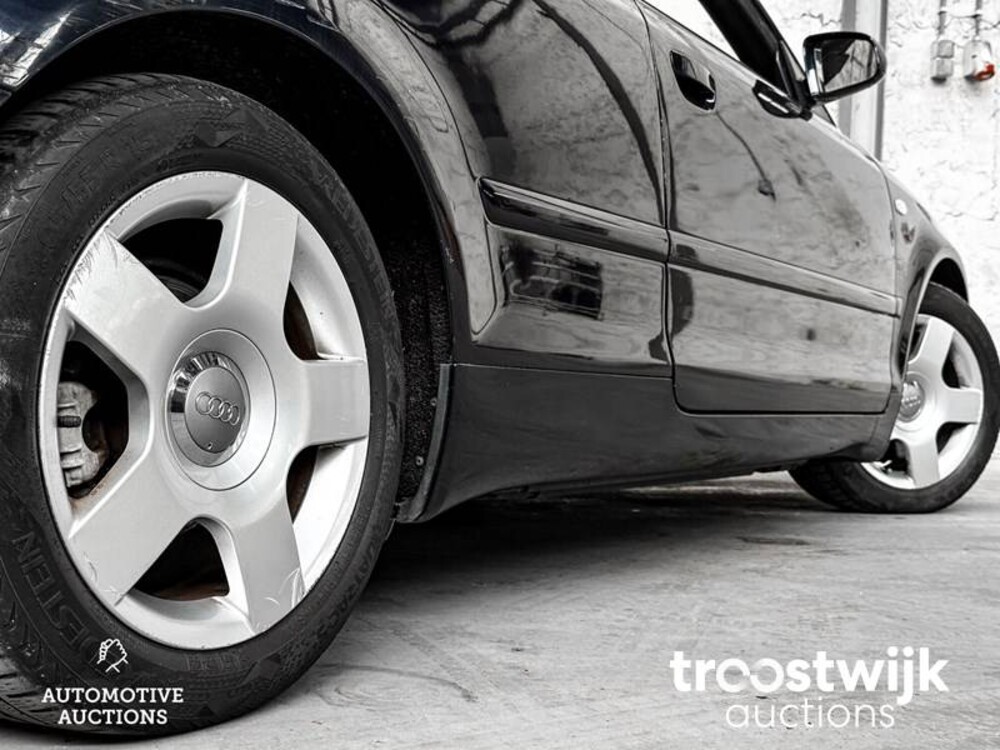 Audi A4 Cabriolet 2.4 V6 Pro Line 170pk 2003, -Orig.NL-, 98-LZ-DR