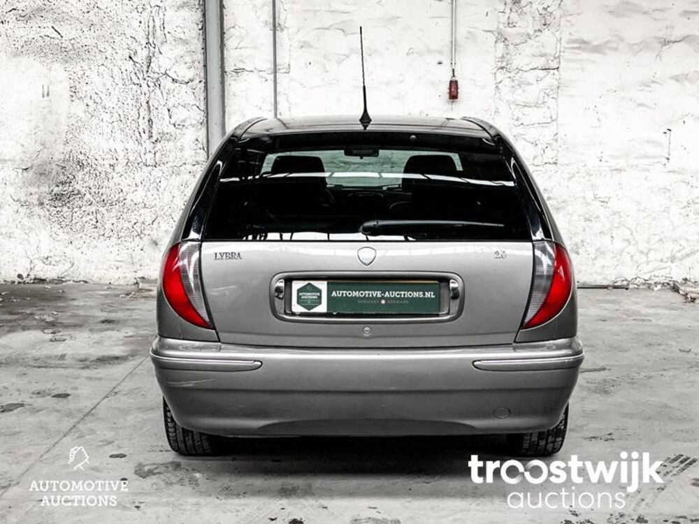 Lancia Lybra SW 2.0-20V Emblema 150hp 2005, -Orig.NL-, 65-RH-TL