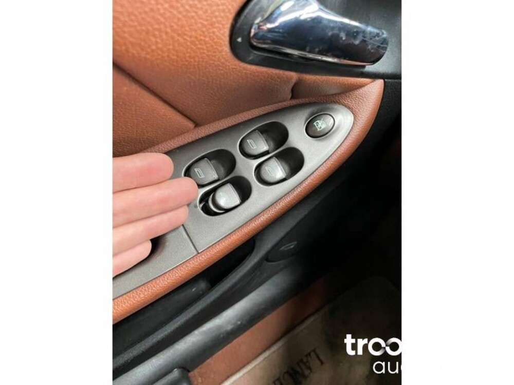 Lancia Lybra SW 2.0-20V Emblema 150hp 2005, -Orig.NL-, 65-RH-TL