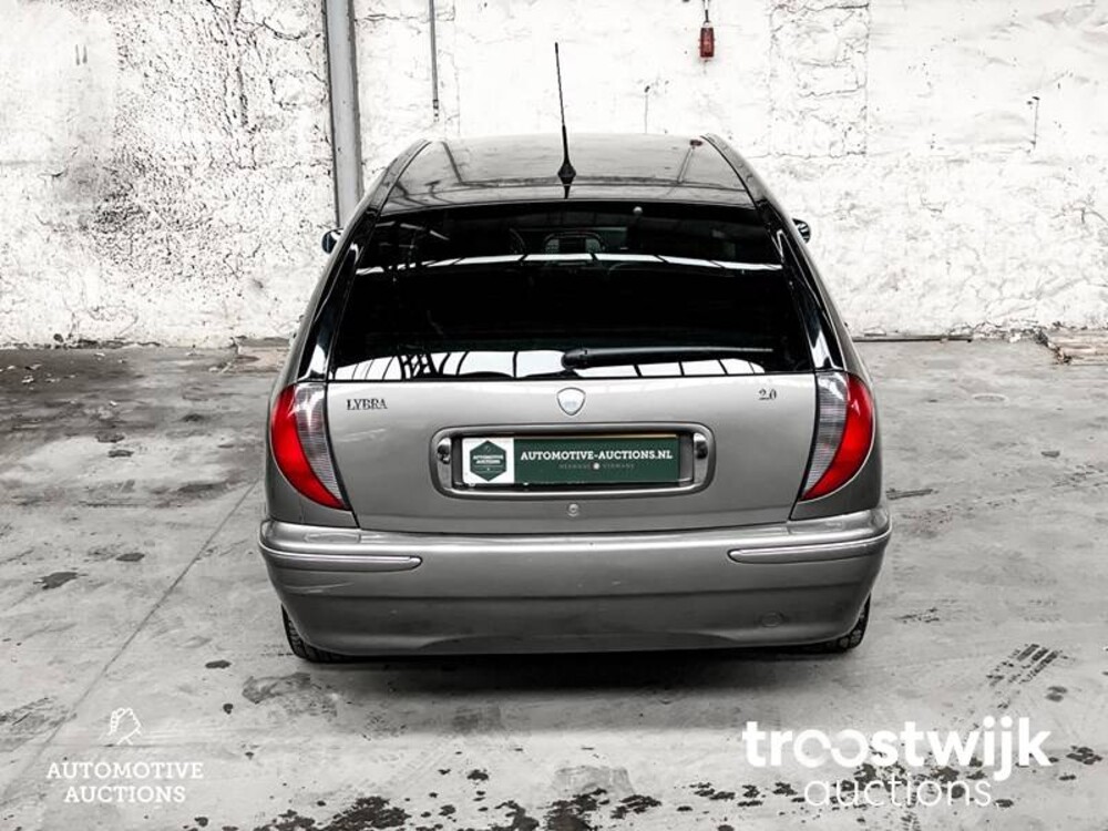 Lancia Lybra SW 2.0-20V Emblema 150hp 2005, -Orig.NL-, 65-RH-TL