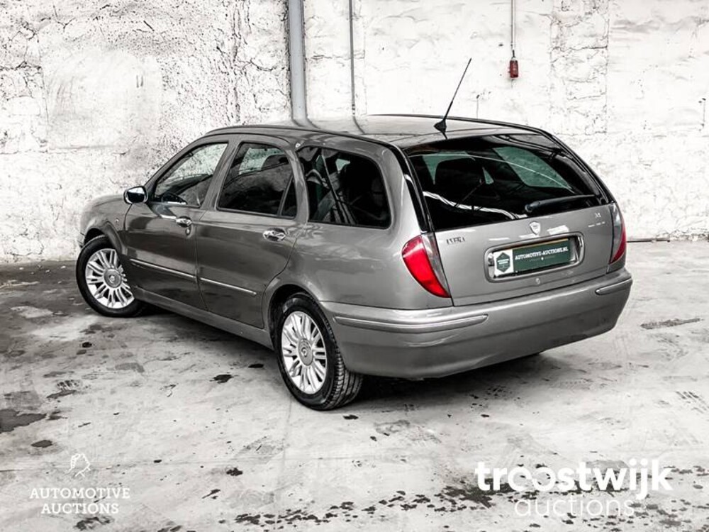 Lancia Lybra SW 2.0-20V Emblema 150hp 2005, -Orig.NL-, 65-RH-TL