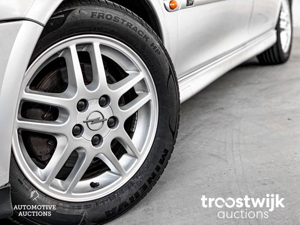 Opel Vectra 1.8-16V Sport Ed. II 116pk 2000 -Orig.NL-, 97-FG-KG