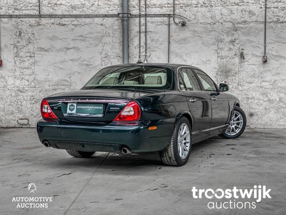 Jaguar XJ Sovereign 2.7D V6 207hp 2008 -Orig.NL-, 59-HJH-9