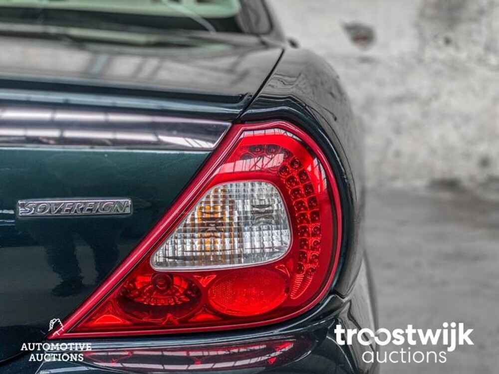 Jaguar XJ Sovereign 2.7D V6 207hp 2008 -Orig.NL-, 59-HJH-9
