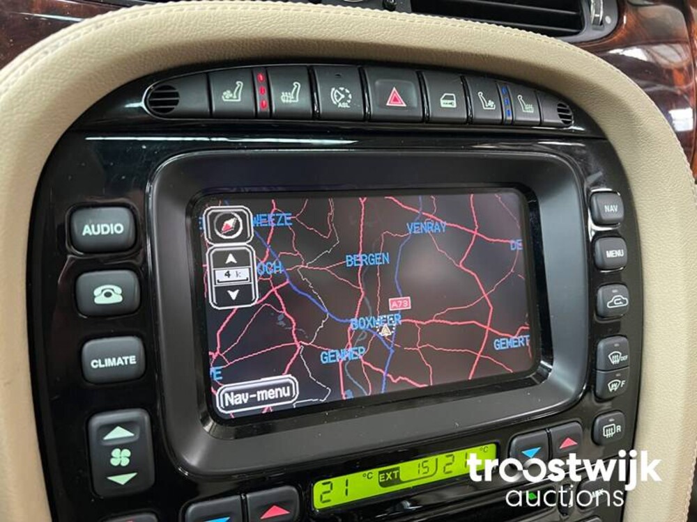 Jaguar XJ Sovereign 2.7D V6 207hp 2008 -Orig.NL-, 59-HJH-9