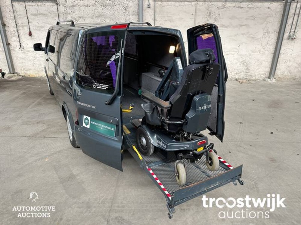 Volkswagen Rolstoelauto 2.5 TDI 340 Trend.DC 131pk 2007, -Orig.NL-, 25-VBZ-9