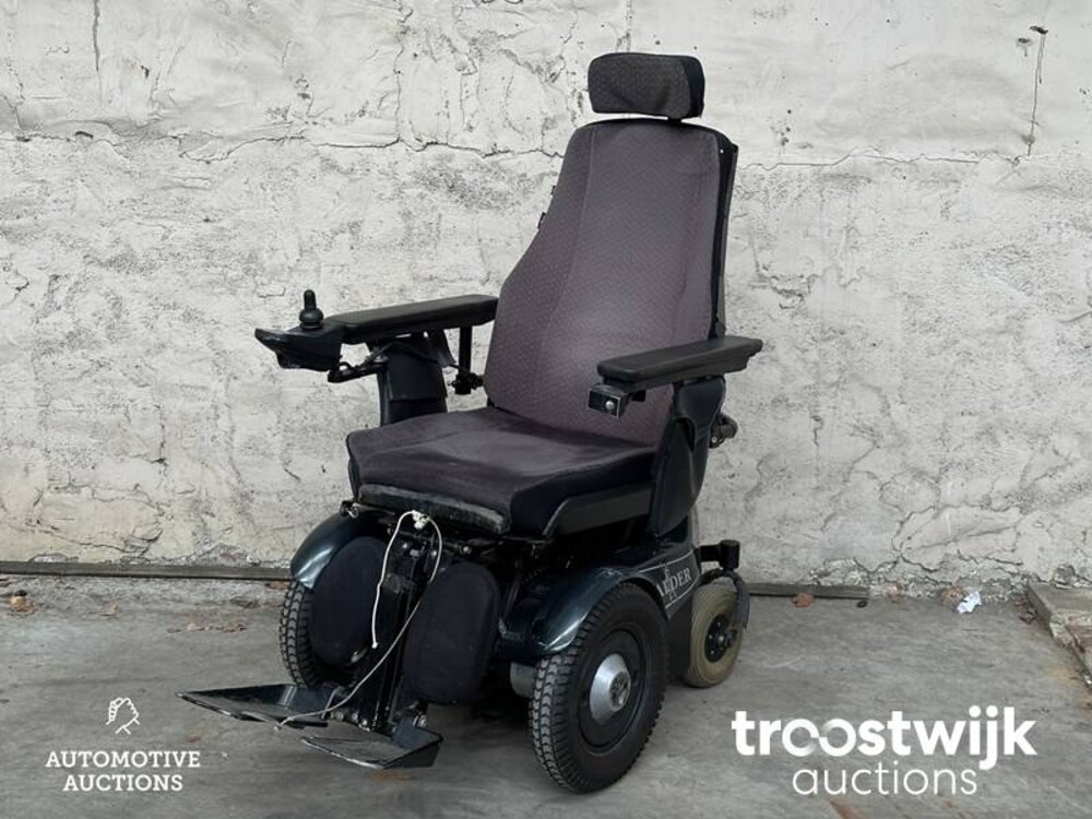 Volkswagen Rolstoelauto 2.5 TDI 340 Trend.DC 131pk 2007, -Orig.NL-, 25-VBZ-9