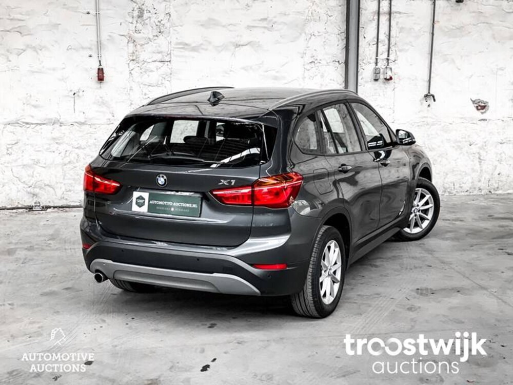 BMW X1 sDrive18d Cent.Hi.Ex 150pk 2017 Automaat! RF-178-D