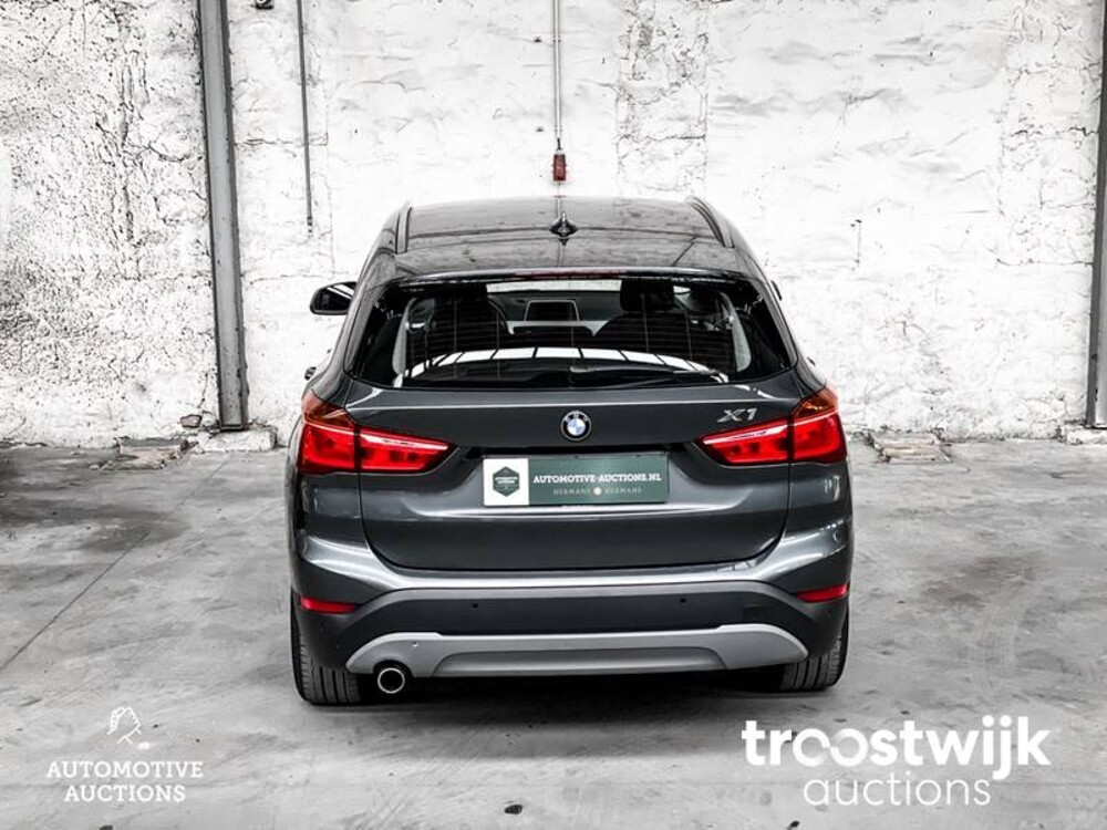 BMW X1 sDrive18d Cent.Hi.Ex 150pk 2017 Automaat! RF-178-D