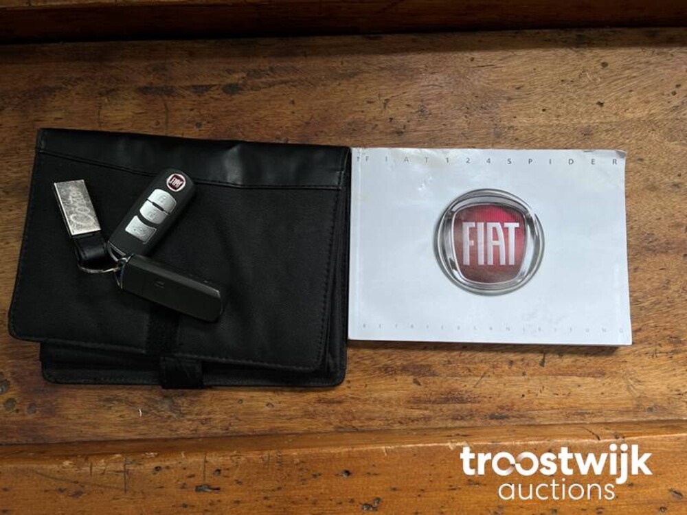 Fiat 124 Spider 1.4 M-Air T Lusso 140hp 2017, R-501-RF