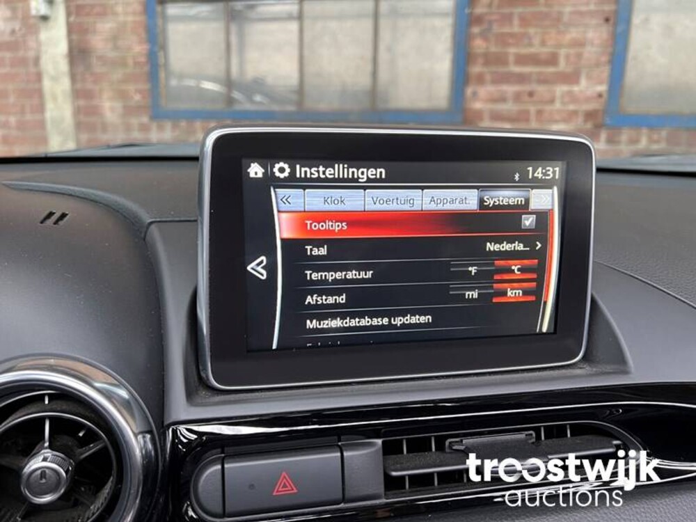 Fiat 124 Spider 1.4 M-Air T Lusso 140hp 2017, R-501-RF