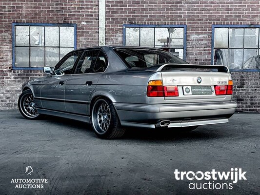 BMW 535i Hartge E34 5-serie 239pk 1989, XV-93-JS