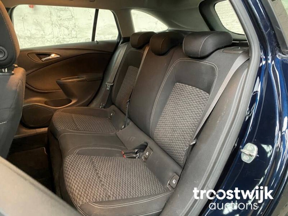 Opel Astra Sports Tourer 1.6 CDTI Business+ 110pk 2018, -Orig.NL-, RT-842-R