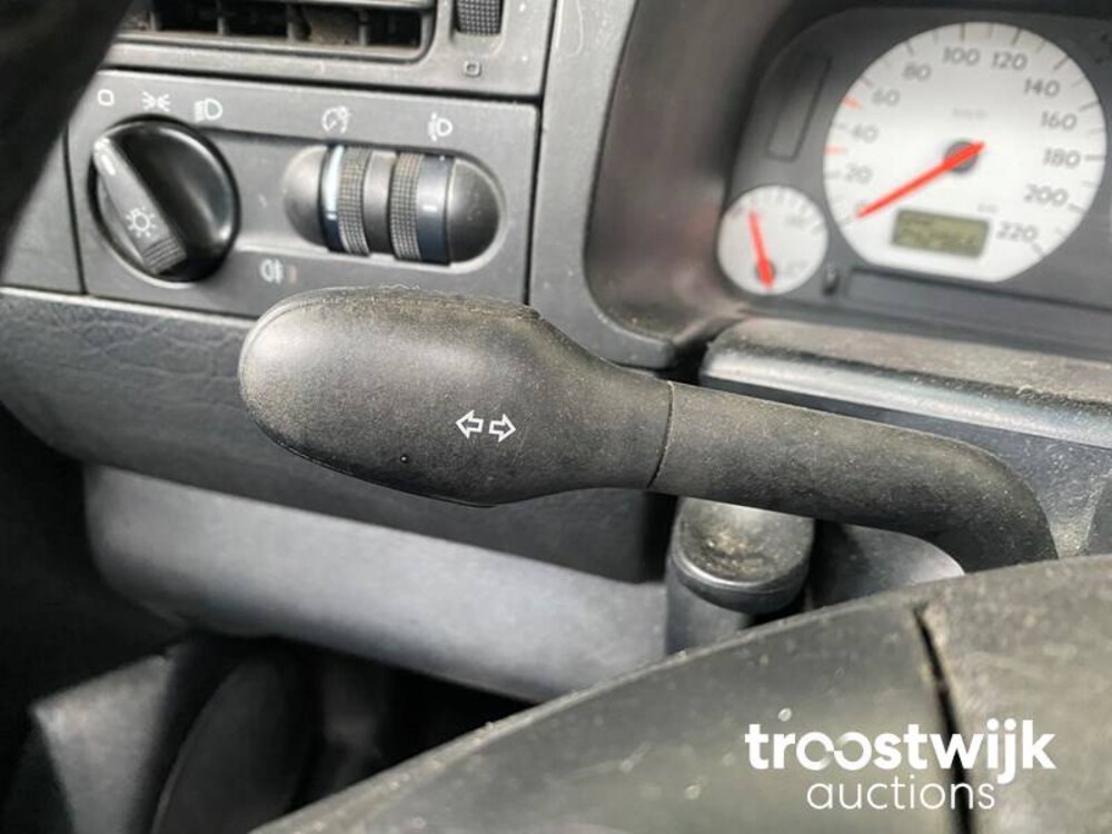 Volkswagen Golf Cabriolet 2.0 Avantgarde 116pk 1997, 65-TF-RN