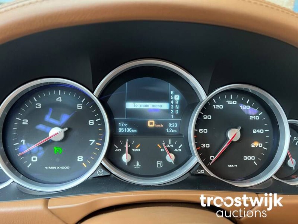 Porsche Cayenne Turbo 4.5 V8 450hp 2006 -Youngtimer-