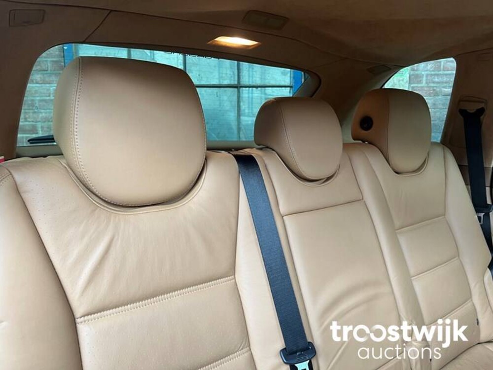 Porsche Cayenne Turbo 4.5 V8 450hp 2006 -Youngtimer-