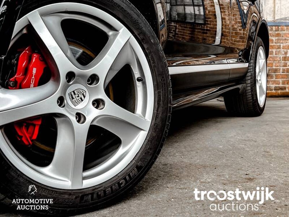Porsche Cayenne Turbo 4.5 V8 450hp 2006 -Youngtimer-