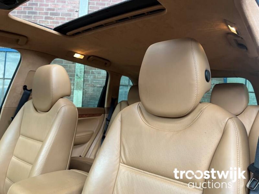 Porsche Cayenne Turbo 4.5 V8 450hp 2006 -Youngtimer-