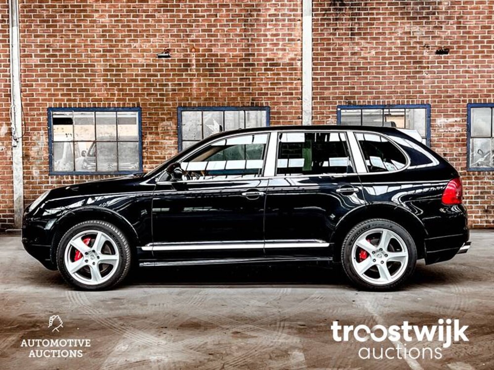 Porsche Cayenne Turbo 4.5 V8 450hp 2006 -Youngtimer-