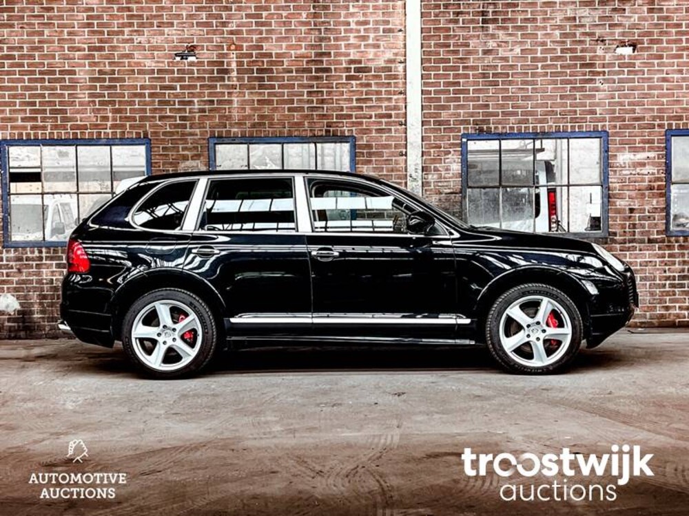 Porsche Cayenne Turbo 4.5 V8 450hp 2006 -Youngtimer-