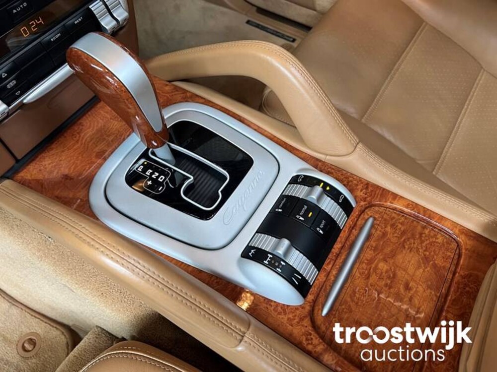 Porsche Cayenne Turbo 4.5 V8 450hp 2006 -Youngtimer-