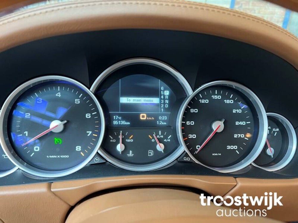 Porsche Cayenne Turbo 4.5 V8 450hp 2006 -Youngtimer-