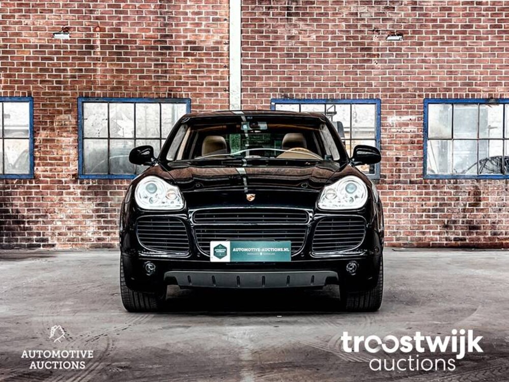 Porsche Cayenne Turbo 4.5 V8 450hp 2006 -Youngtimer-