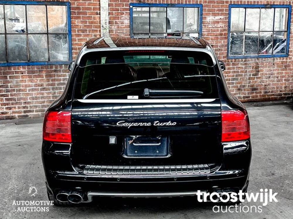 Porsche Cayenne Turbo 4.5 V8 450hp 2006 -Youngtimer-
