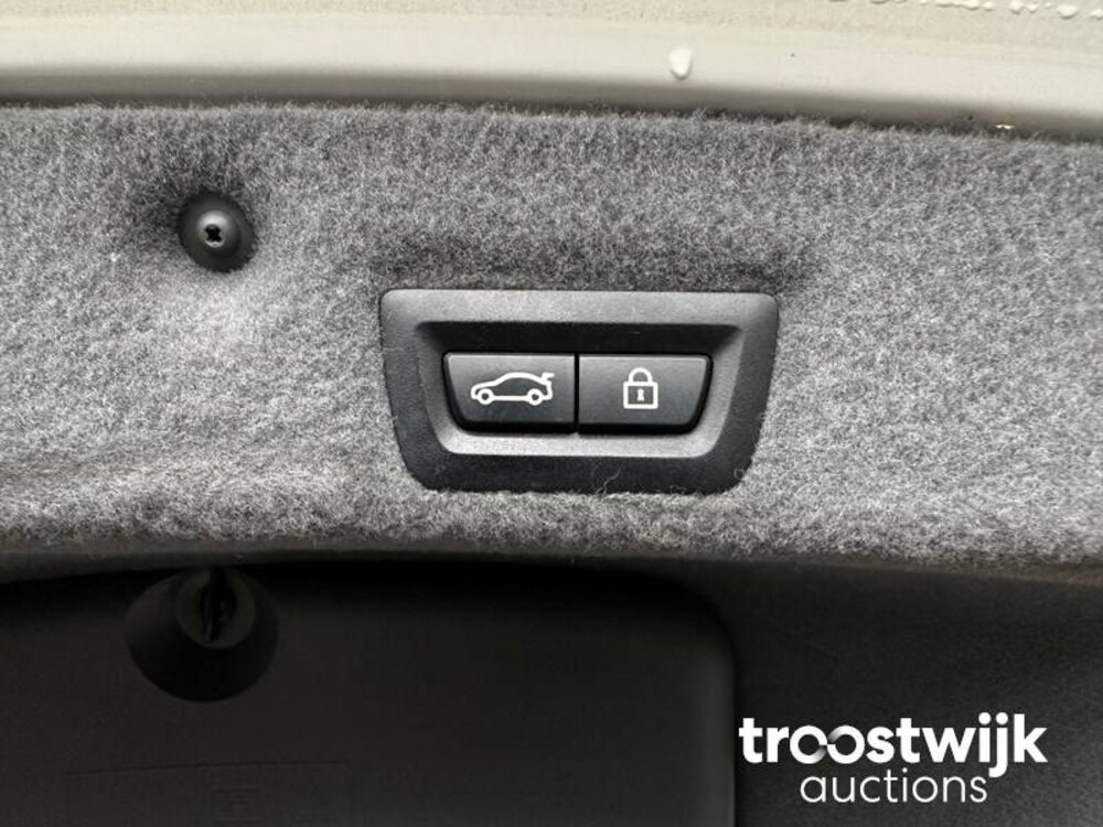 BMW 750i M-Sport E65 4.8 407hp 2009