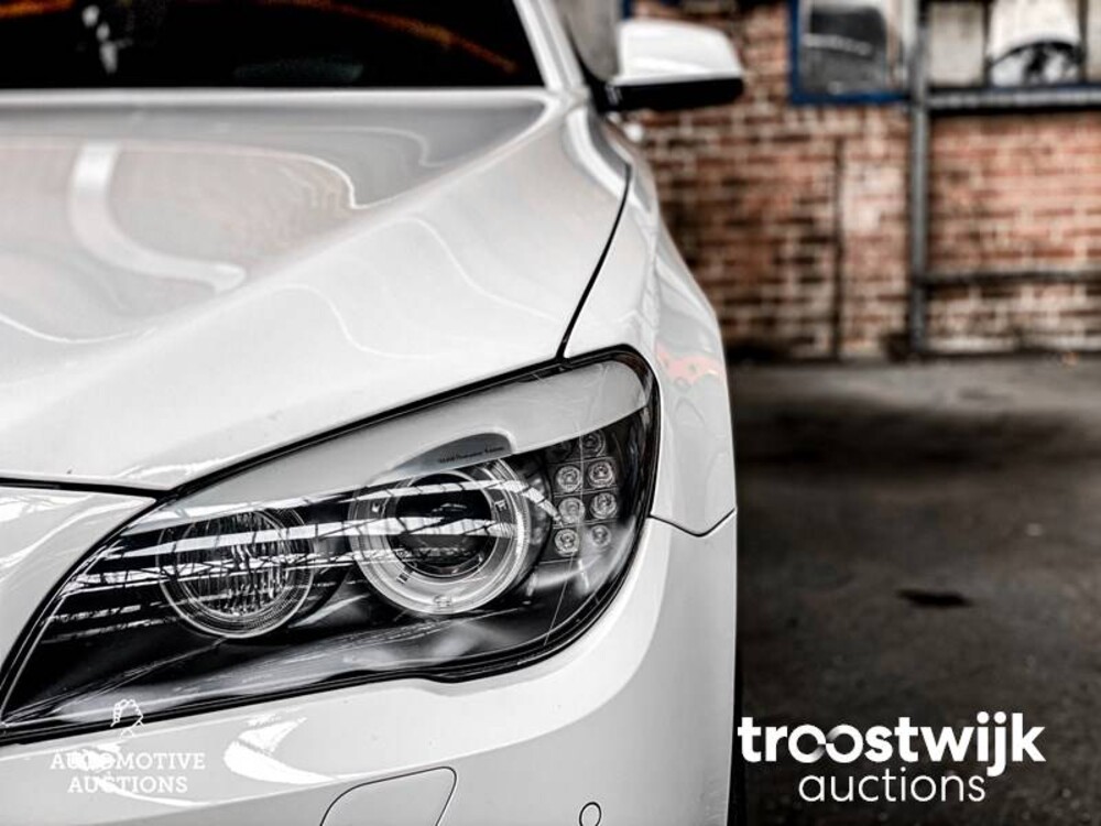 BMW 750i M-Sport E65 4.8 407hp 2009