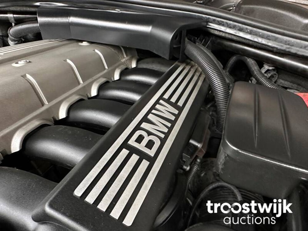 BMW 530i M-sport E60 High Executive  231hp 2005 -Youngtimer-