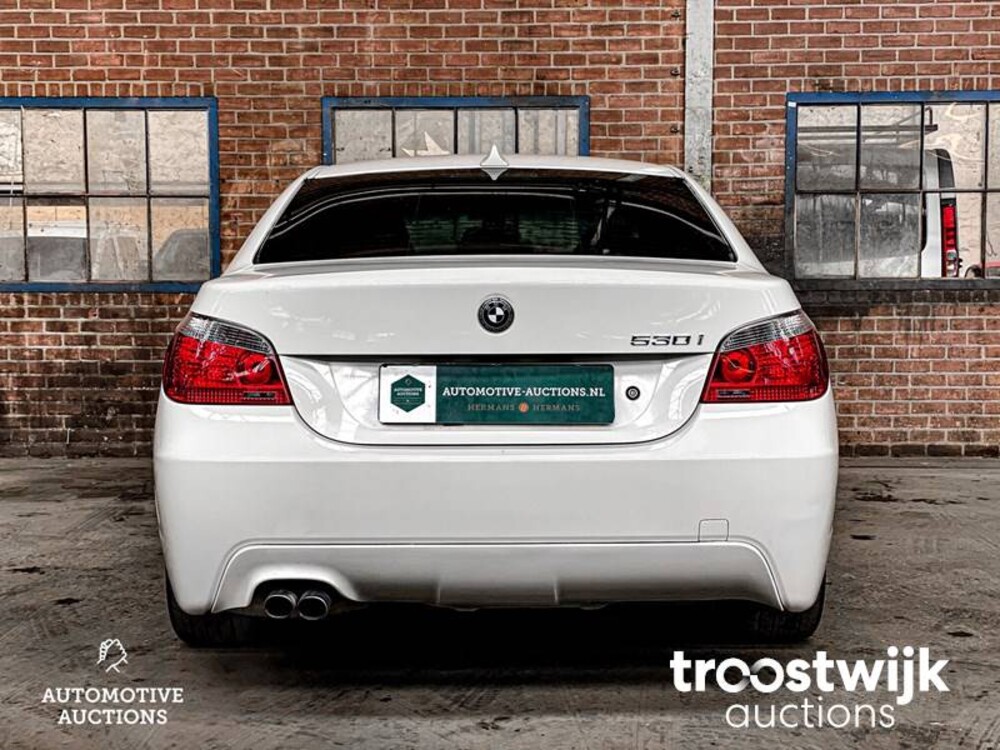 BMW 530i M-sport E60 High Executive  231hp 2005 -Youngtimer-