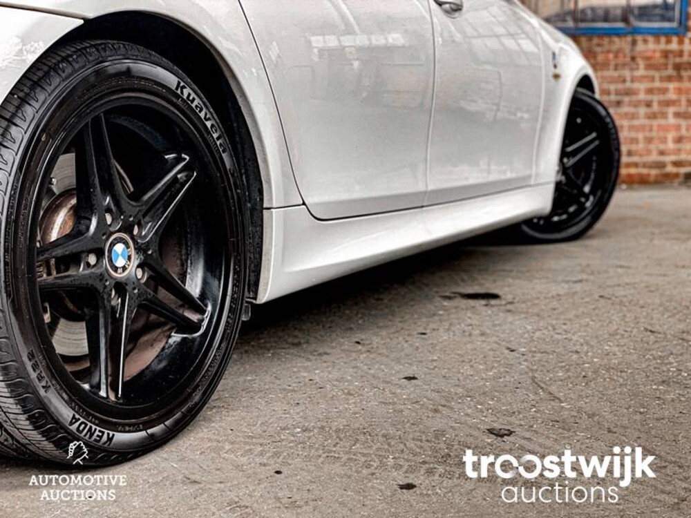 BMW 530i M-sport E60 High Executive  231hp 2005 -Youngtimer-