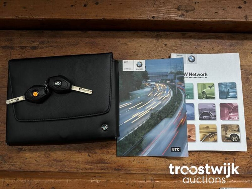 BMW 530i M-sport E60 High Executive  231hp 2005 -Youngtimer-