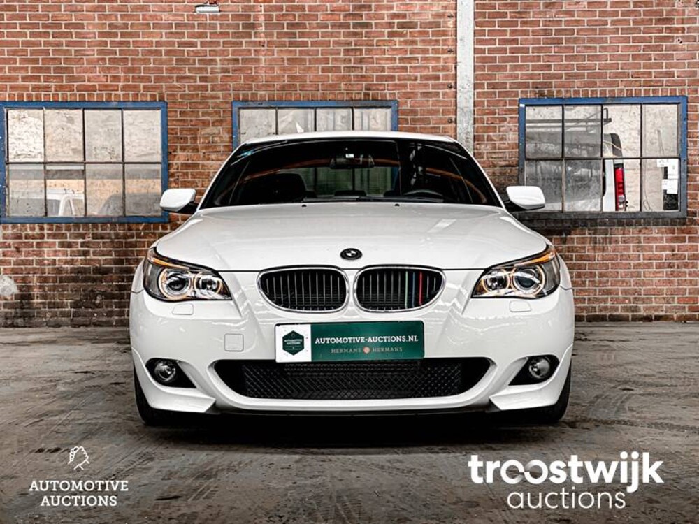 BMW 530i M-sport E60 High Executive  231hp 2005 -Youngtimer-