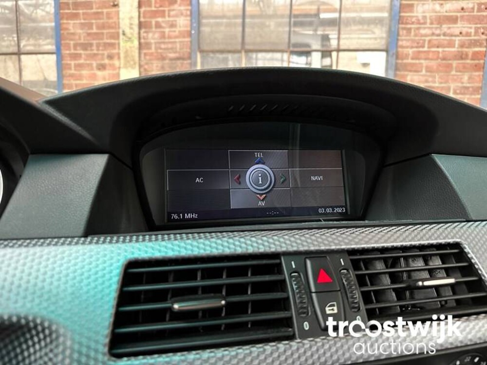 BMW 530i M-sport E60 High Executive  231hp 2005 -Youngtimer-