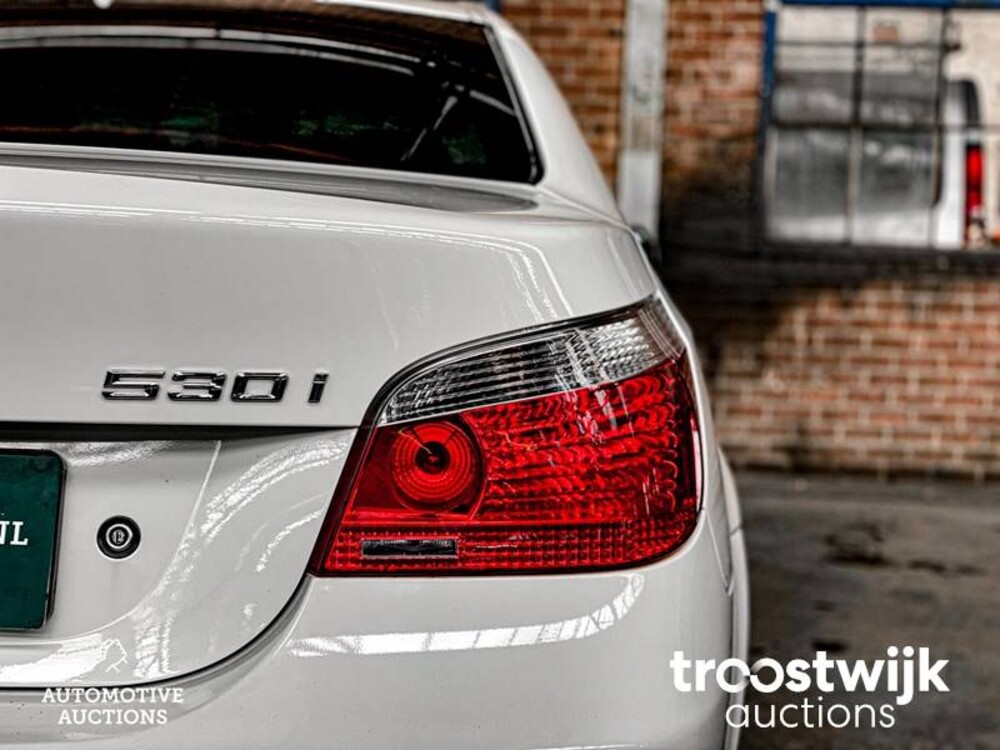 BMW 530i M-sport E60 High Executive  231hp 2005 -Youngtimer-