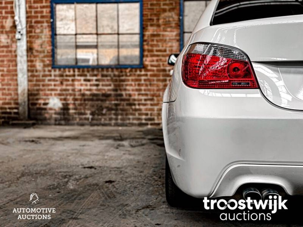 BMW 530i M-sport E60 High Executive  231hp 2005 -Youngtimer-