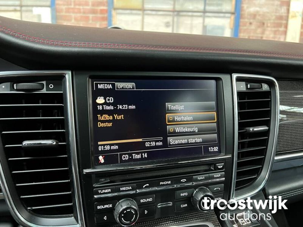 Porsche Panamera GTS 4.8 V8 430 PS 2012 SportChrono, PP-403-P