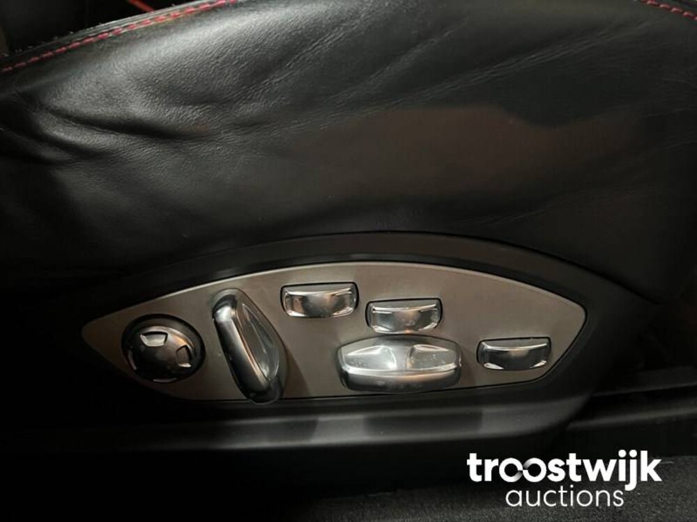 Porsche Panamera GTS 4.8 V8 430 PS 2012 SportChrono, PP-403-P