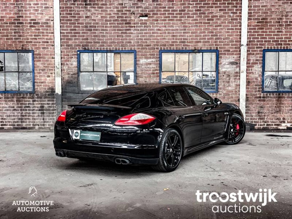 Porsche Panamera GTS 4.8 V8 430 PS 2012 SportChrono, PP-403-P