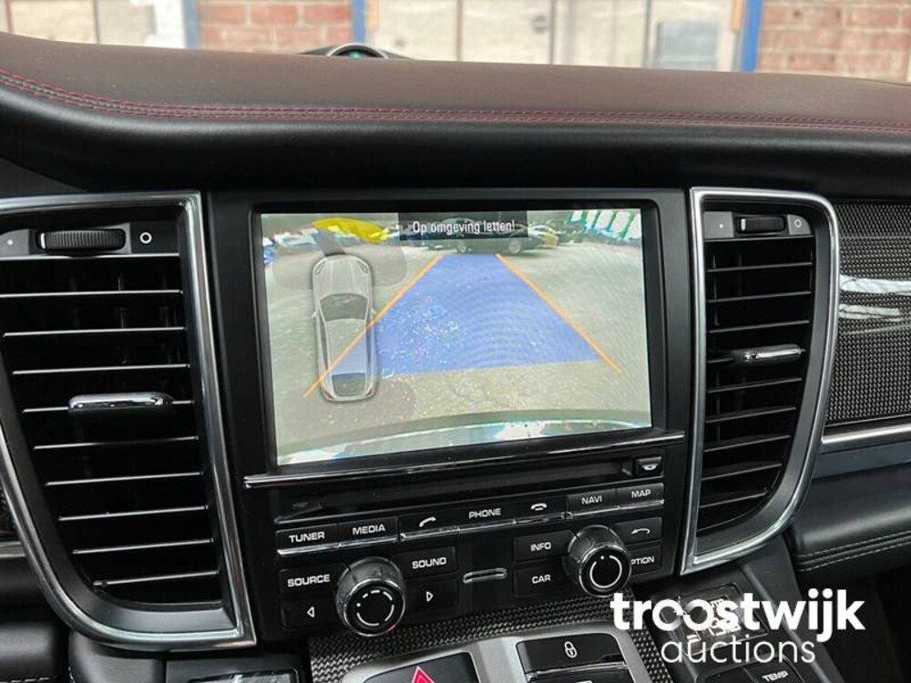 Porsche Panamera GTS 4.8 V8 430 PS 2012 SportChrono, PP-403-P