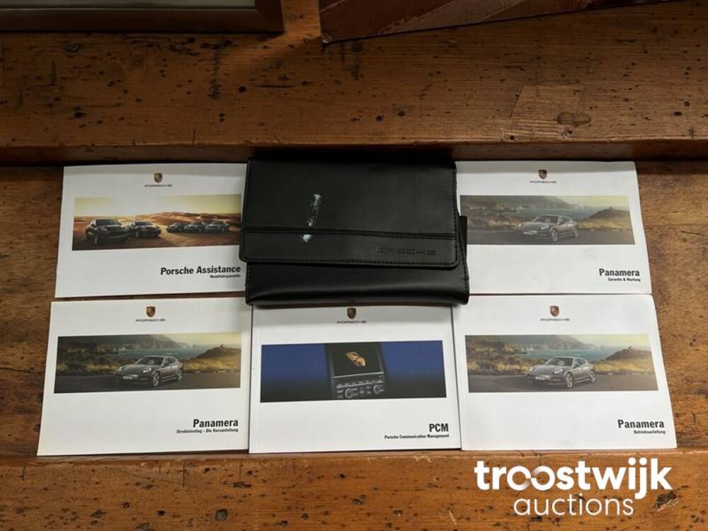 Porsche Panamera GTS 4.8 V8 430 PS 2012 SportChrono, PP-403-P